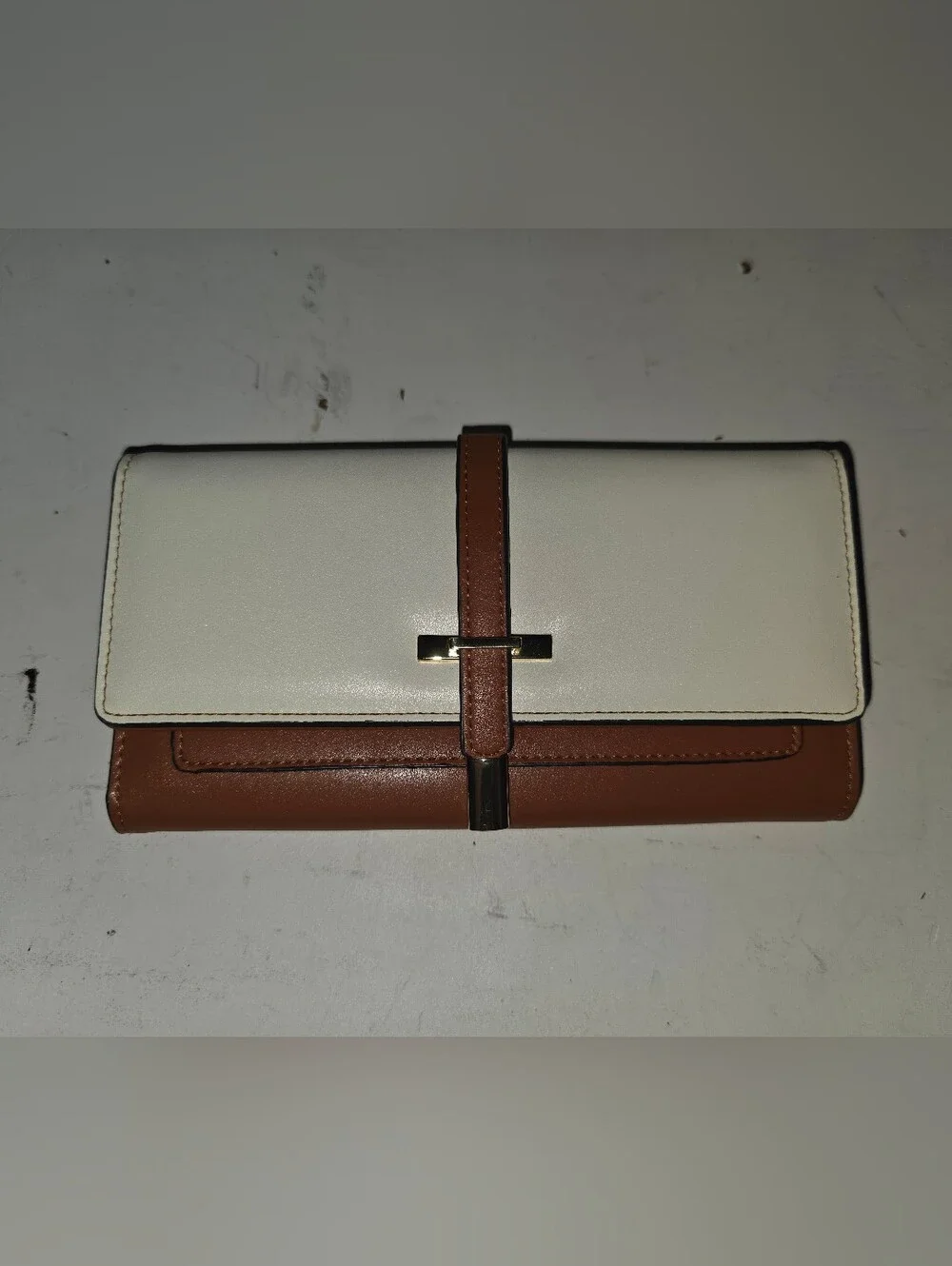 CLUCI Mile Wallet Women’s Slim Tri-Fold Faux Leather Card Holder